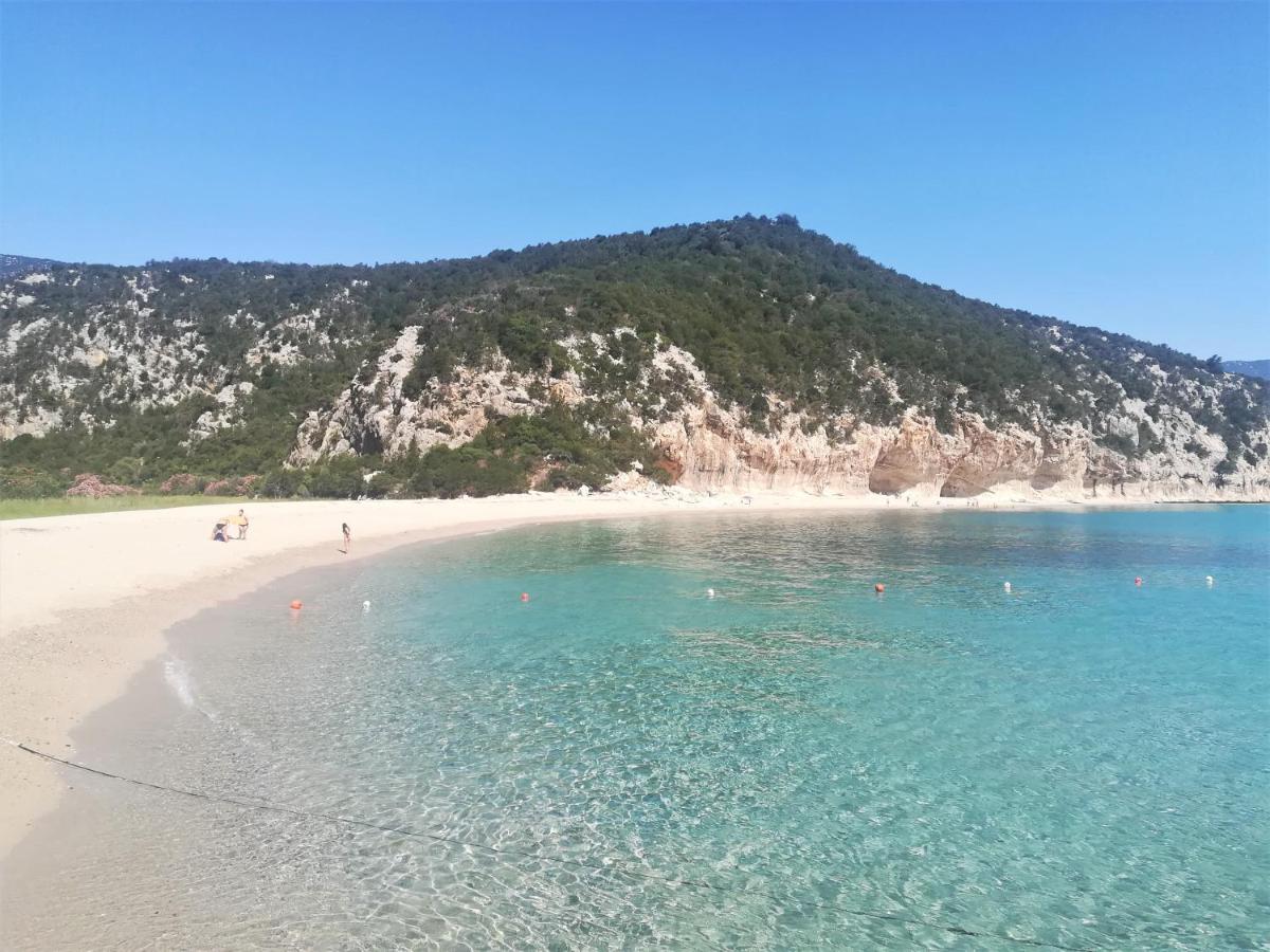 Casa Vacanza Stella Del Mare Cala Gonone Bagian luar foto